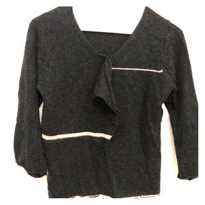 Max Studio Dark Grey Cashmere Sweater